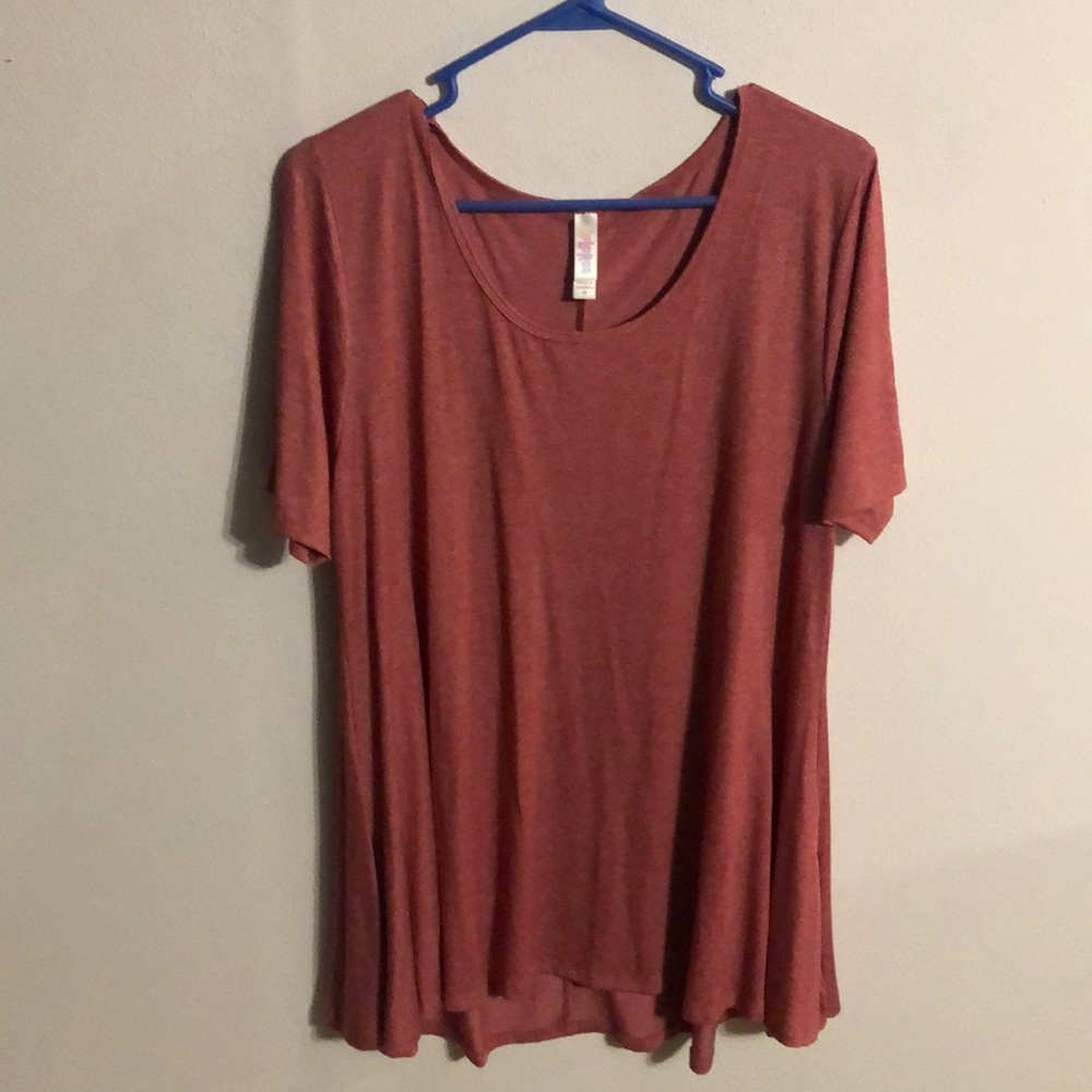LuLaRoe Perfect Tee medium